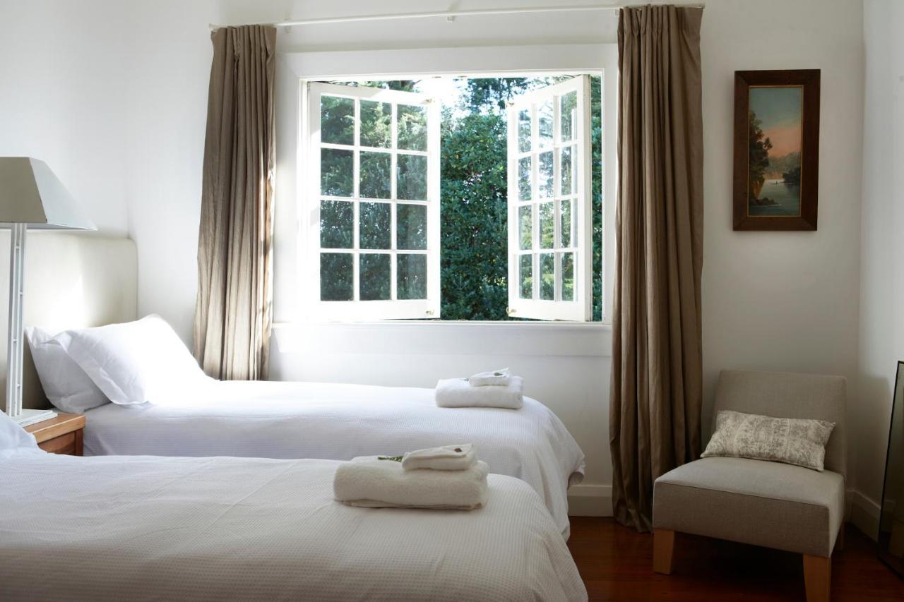 Hiwi At Tahi - Luxury Bungalow With Seaviews Pataua Dış mekan fotoğraf